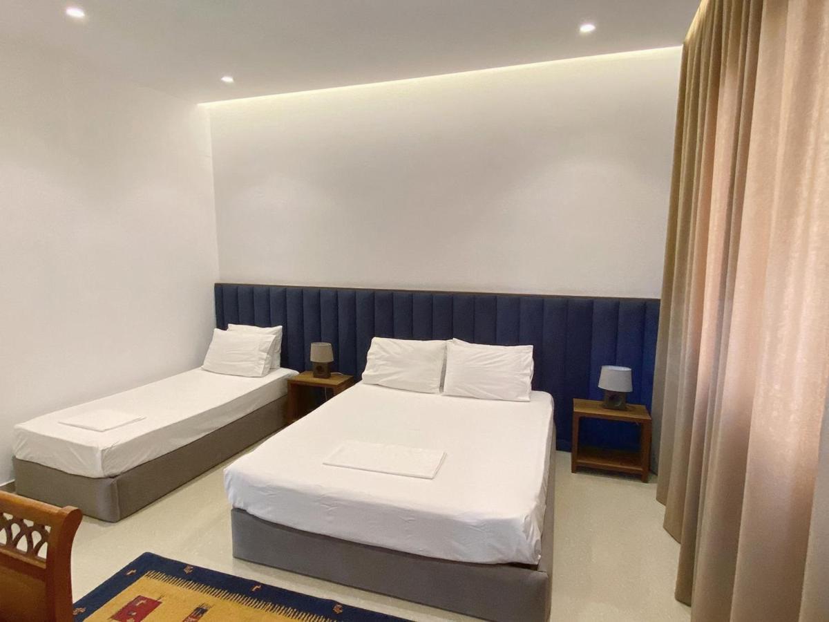 בראט Guesthouse Niko מראה חיצוני תמונה