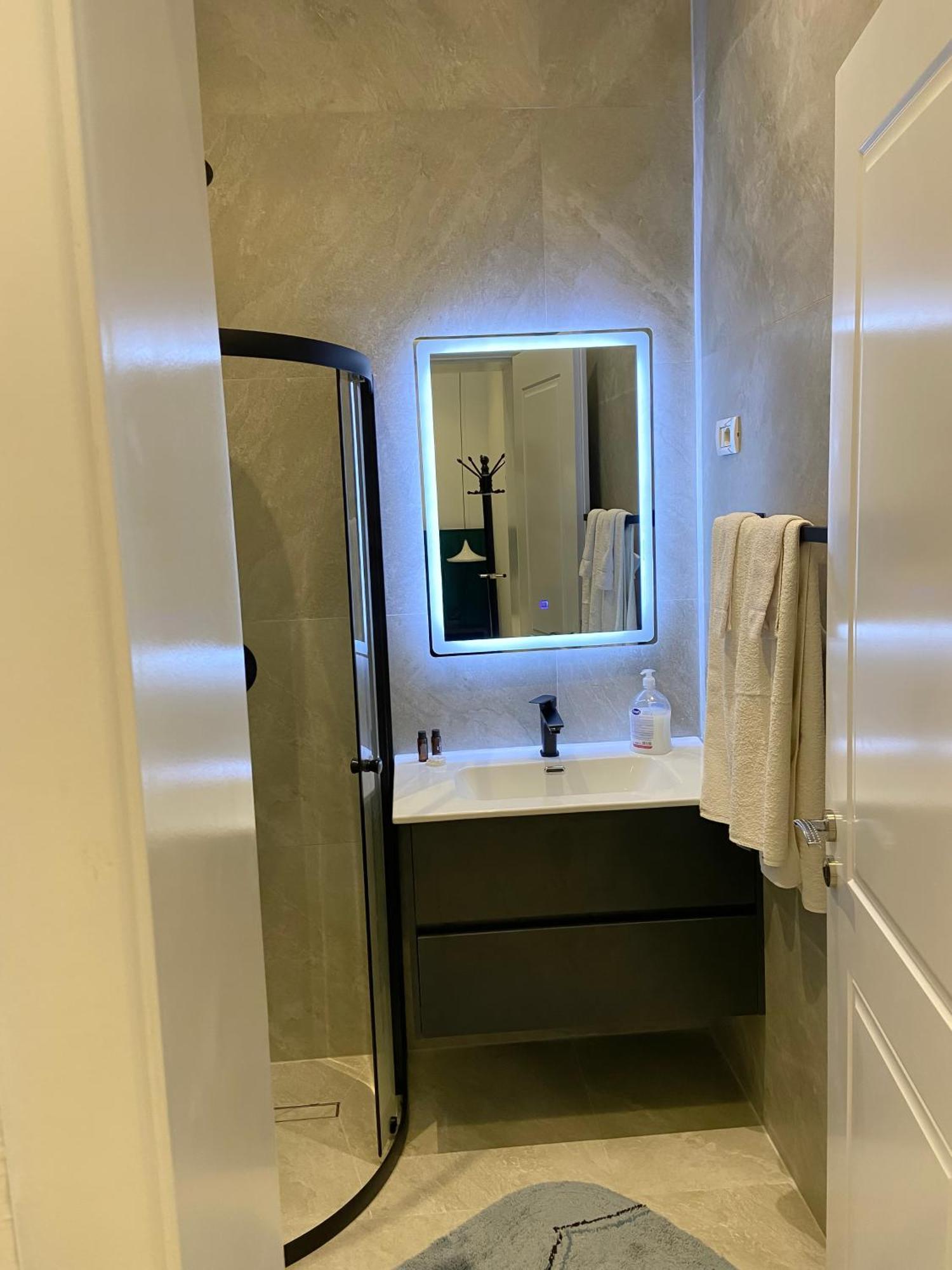 בראט Guesthouse Niko מראה חיצוני תמונה