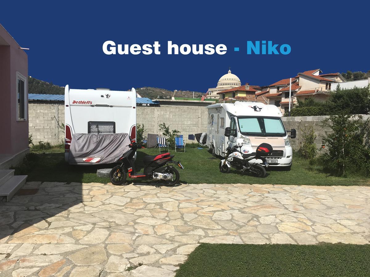 בראט Guesthouse Niko מראה חיצוני תמונה